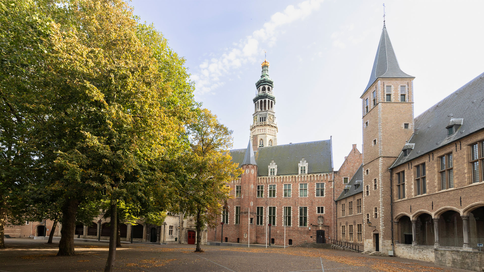 Samen met A&O-fonds Provincies en The Growth Lab verkent Provincie Zeeland hoe zij gesprekken tussen leidinggevenden en medewerkers meer betekenis en diepgang kunnen krijgen.